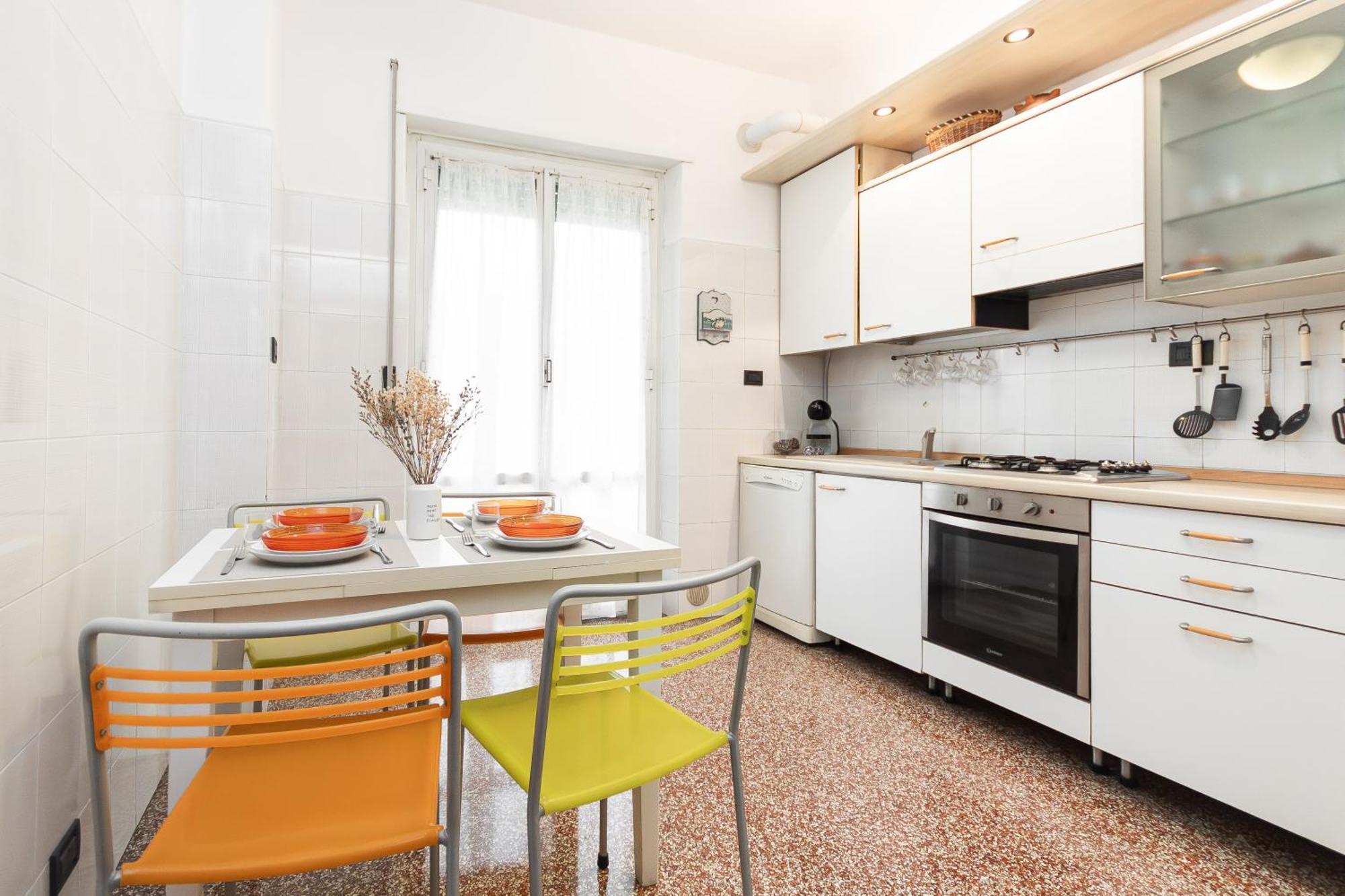 Ferienwohnung 9Min Centro E Stazione Ferroviaria Genua Exterior foto
